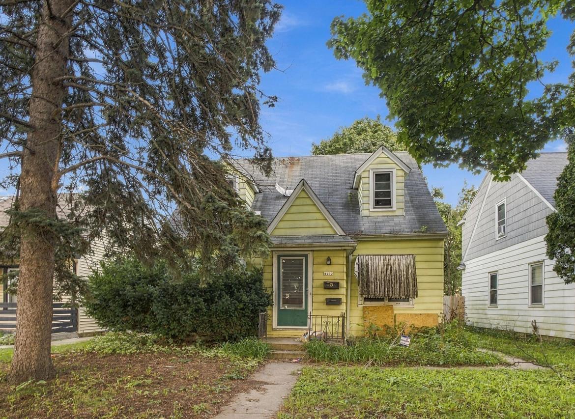 4452 N 55th St, Milwaukee, WI 53218
