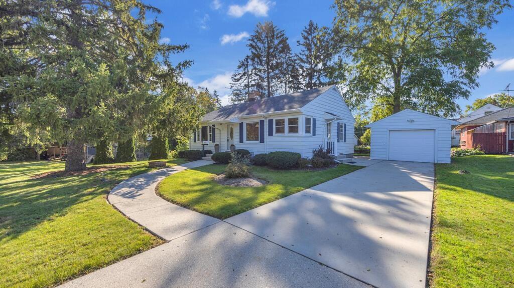 2517 Erie Ave, Sheboygan, WI 53081