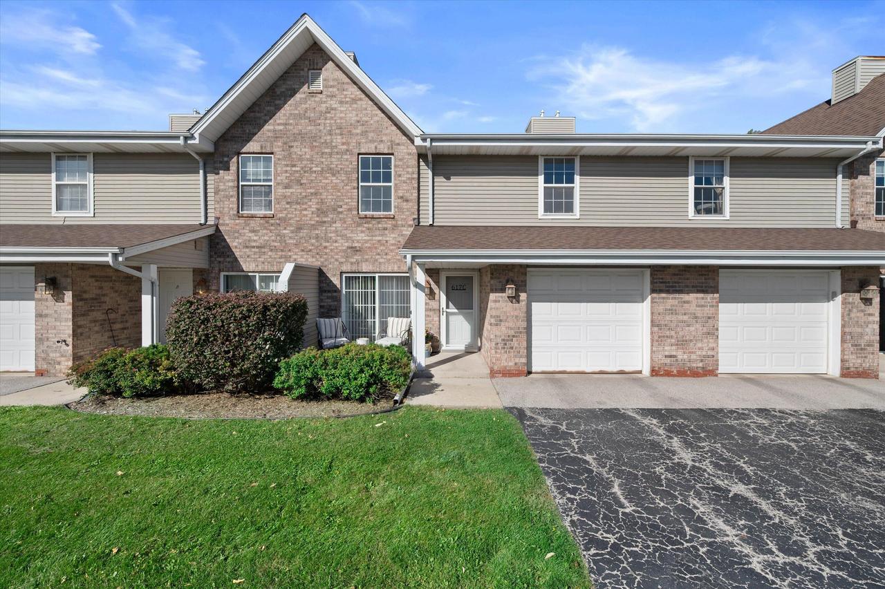 617 Westfield Way #C, Pewaukee, WI 53072