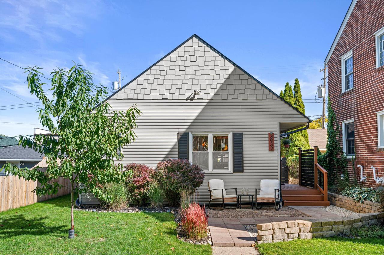 3932 S 1st St, Milwaukee, WI 53207
