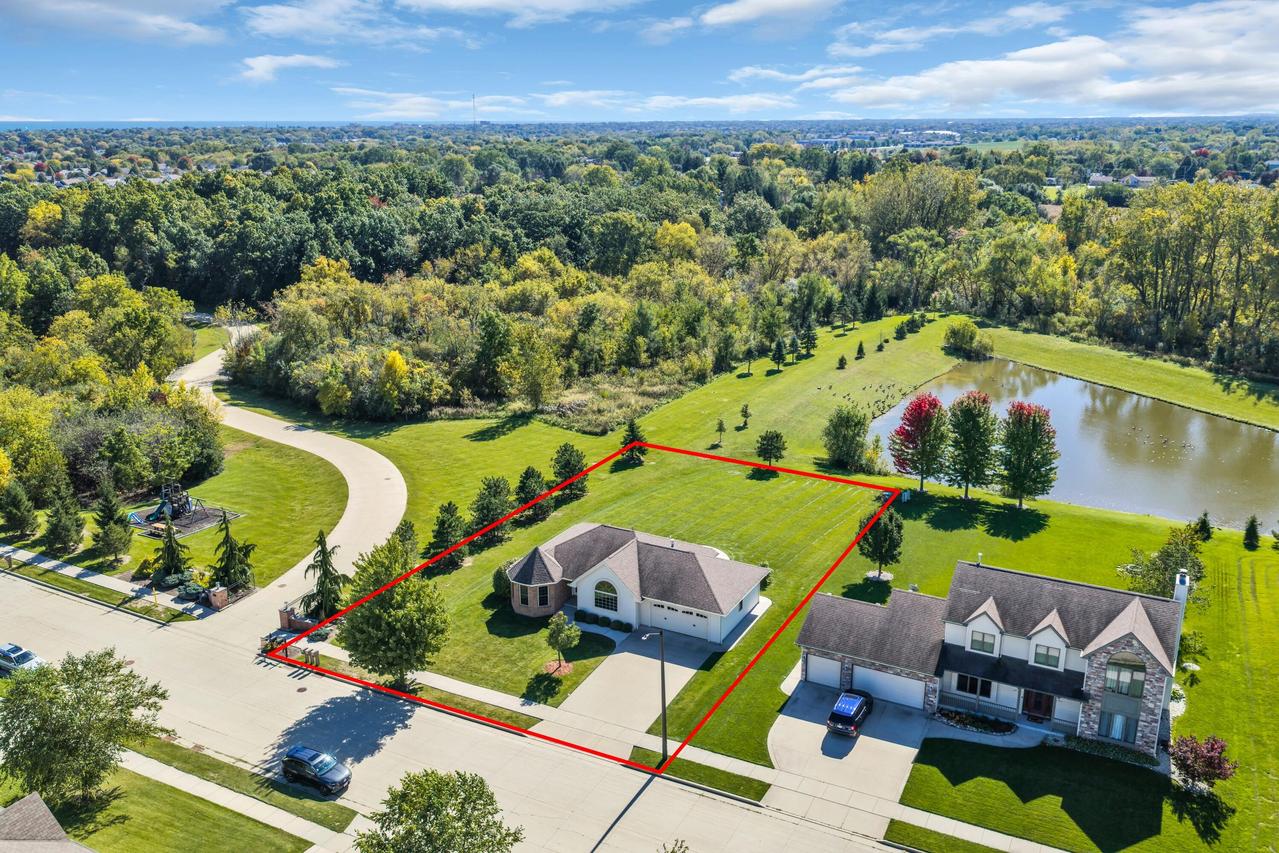 4317 20th Pl, Kenosha, WI 53144
