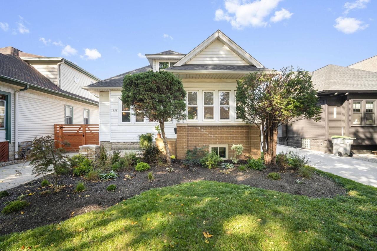 1835 N 57th St, Milwaukee, WI 53208