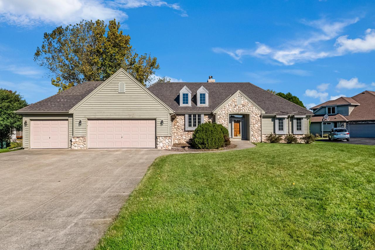 1308 5 Mile Rd, Caledonia, WI 53402