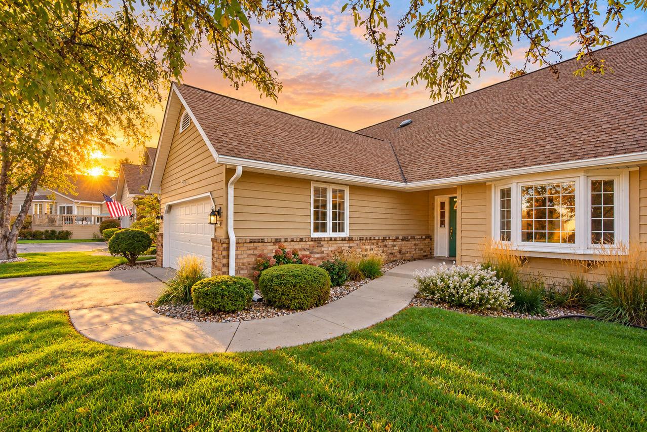 858 Augusta - #C, Waterford, WI 53185