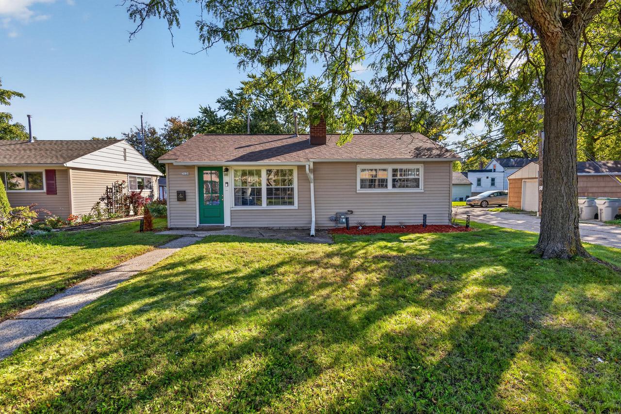 3120 N 84th St, Milwaukee, WI 53222
