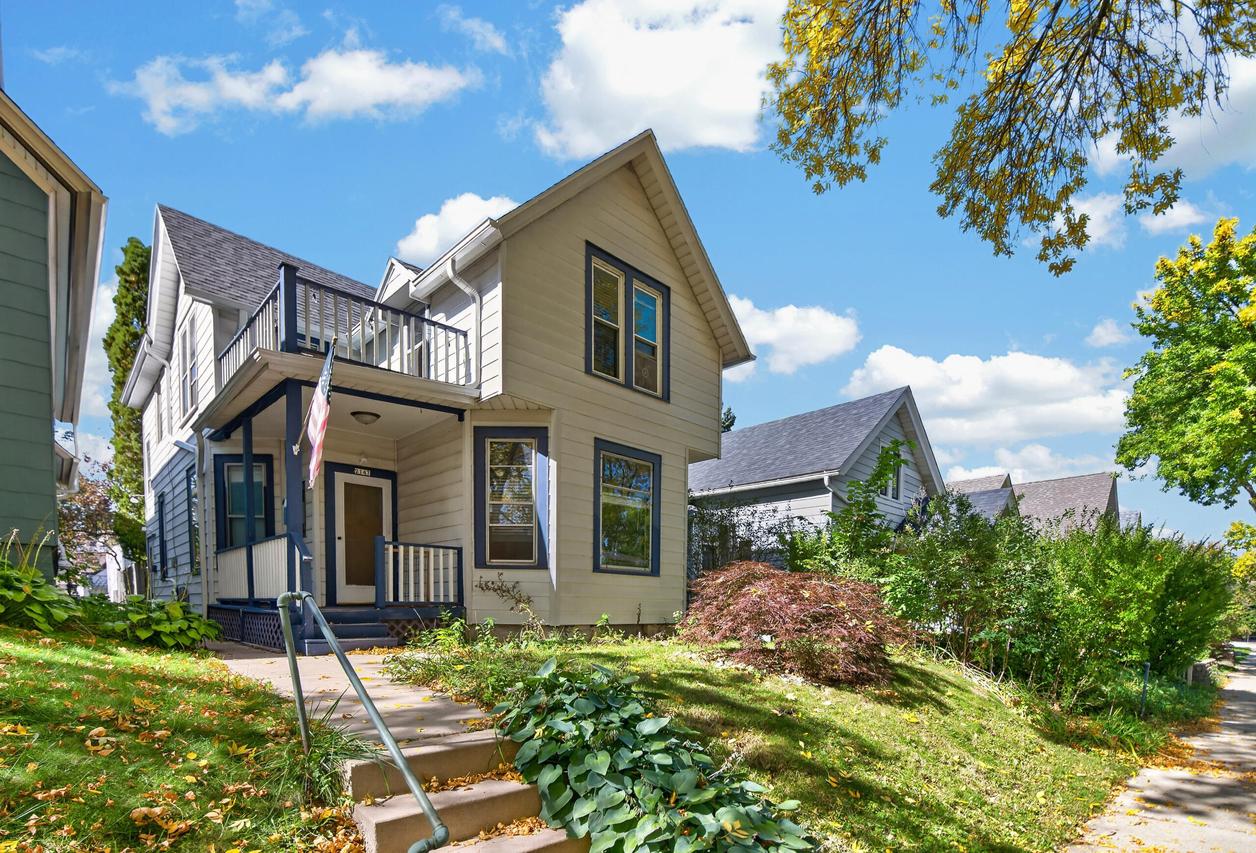 2147 S Mound St, Milwaukee, WI 53207