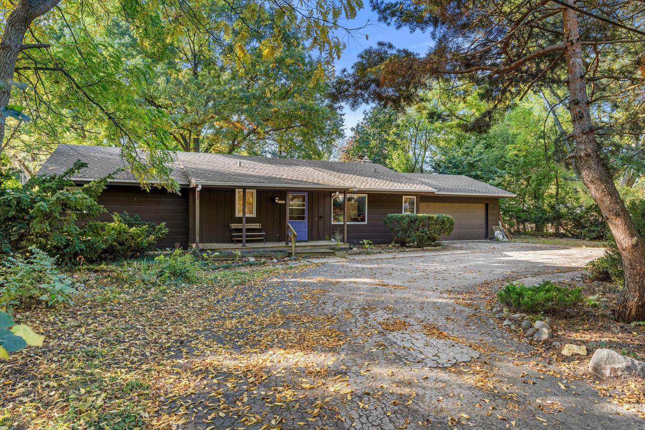 11595 W Edgerton Ave, Hales Corners, WI 53130