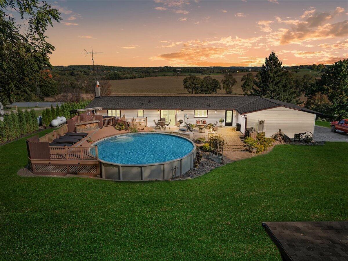 N3029 Ricardo Dr, Rubicon, WI 53059