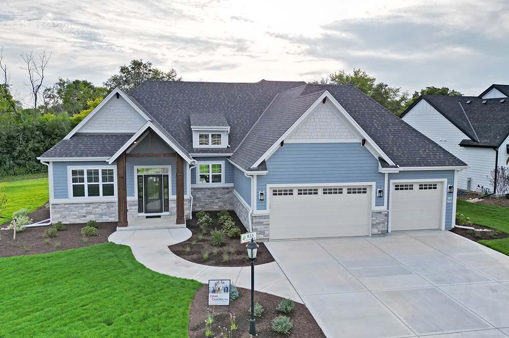 1342 W Falcon Dr, Mequon, WI 53097