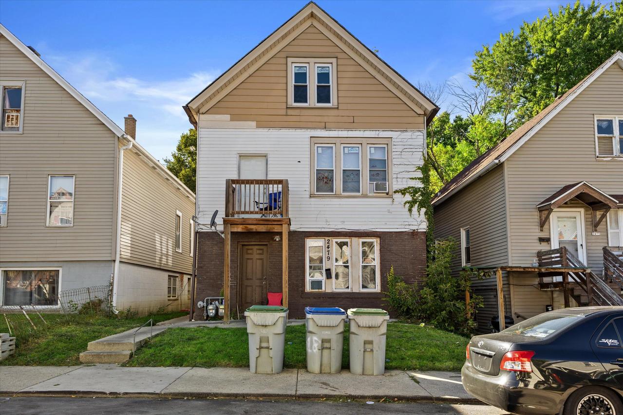 2479 S 5th Pl, Milwaukee, WI 53207
