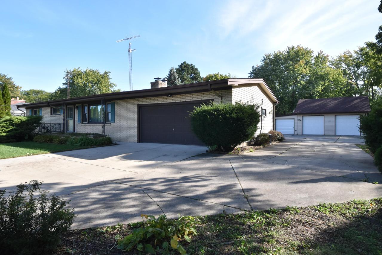 1245 Cth V -, Mount Pleasant, WI 53177