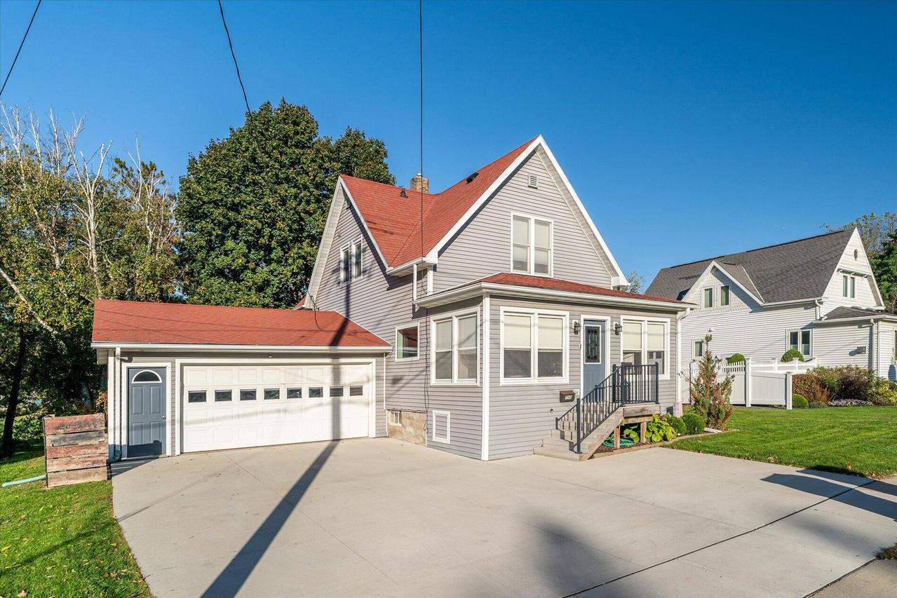 710 S Main St, Viroqua, WI 54665