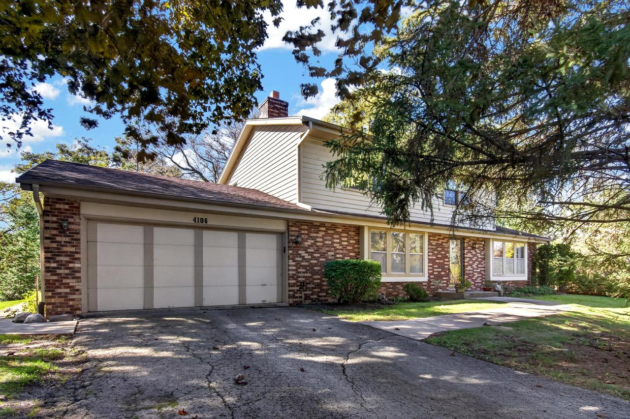 4106 Lakeview Dr, Mount Pleasant, WI 53403
