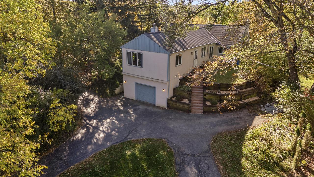 1499 Highland Ave, Richfield, WI 53033