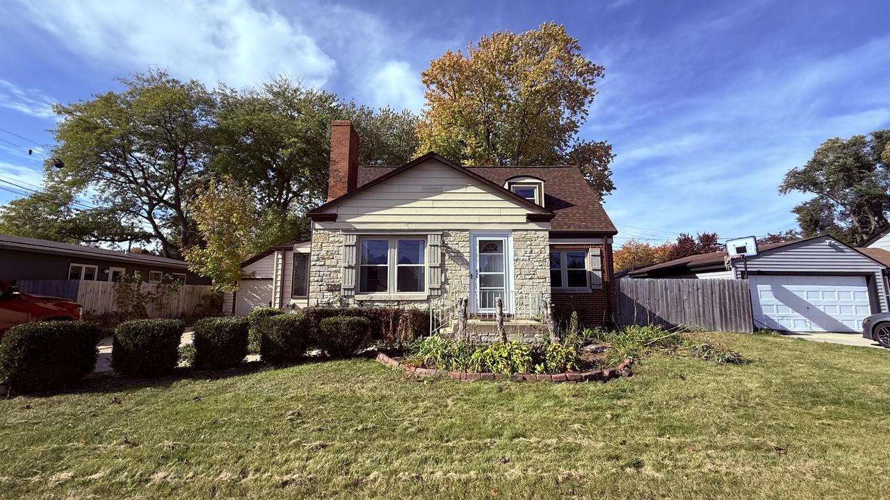 3200 N Main St, Racine, WI 53402