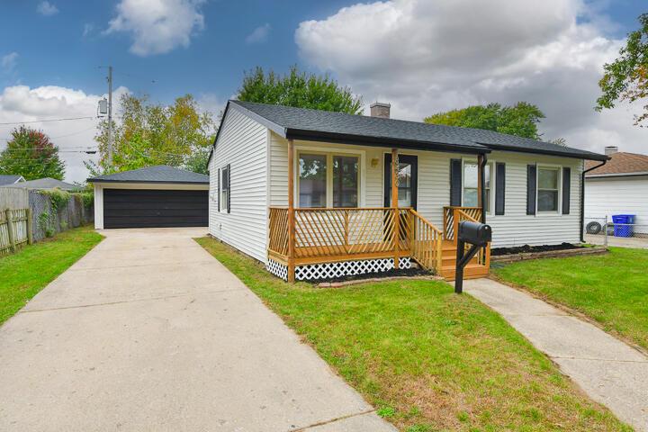 8430 14th Ave, Kenosha, WI 53143