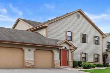 3301 13th St #6D, Kenosha, WI 53144