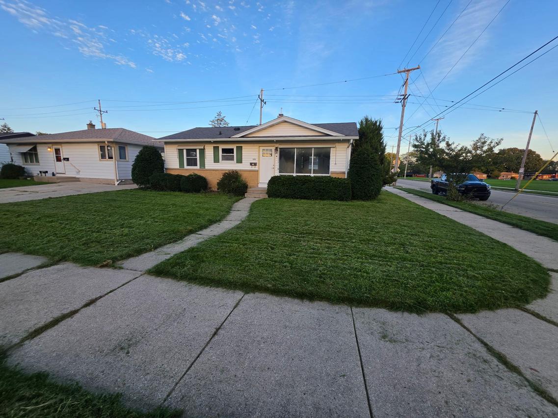 1701 Mount Pleasant St, Racine, WI 53404