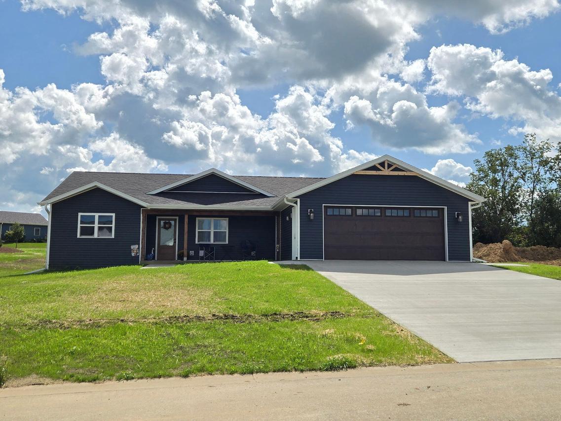 106 Sunflower St, Westby, WI 54667