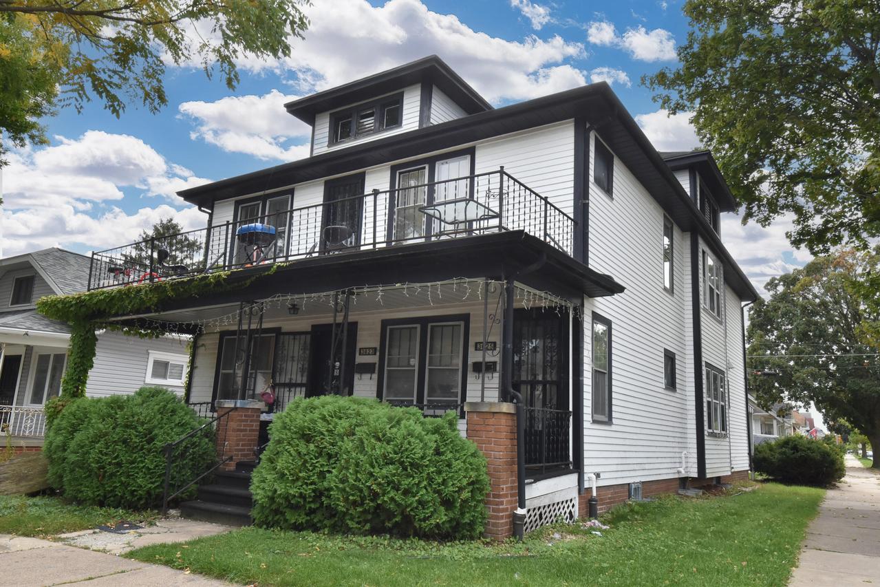 3623 Wright Ave, Racine, WI 53405