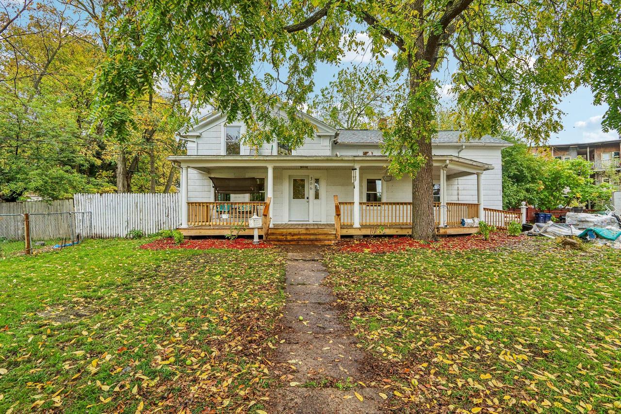 306 Milton Ave, Janesville, WI 53545