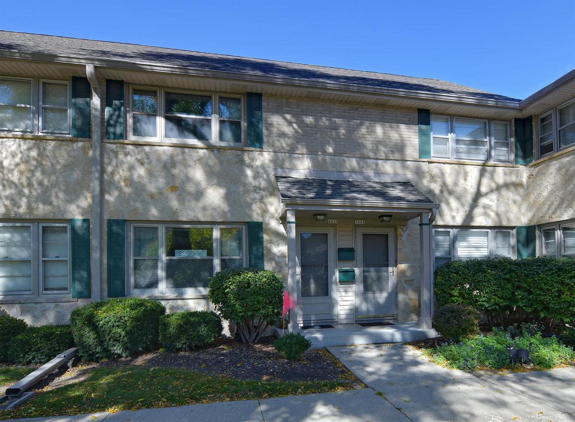 4890 N Shoreland Dr., Whitefish Bay, WI 53217