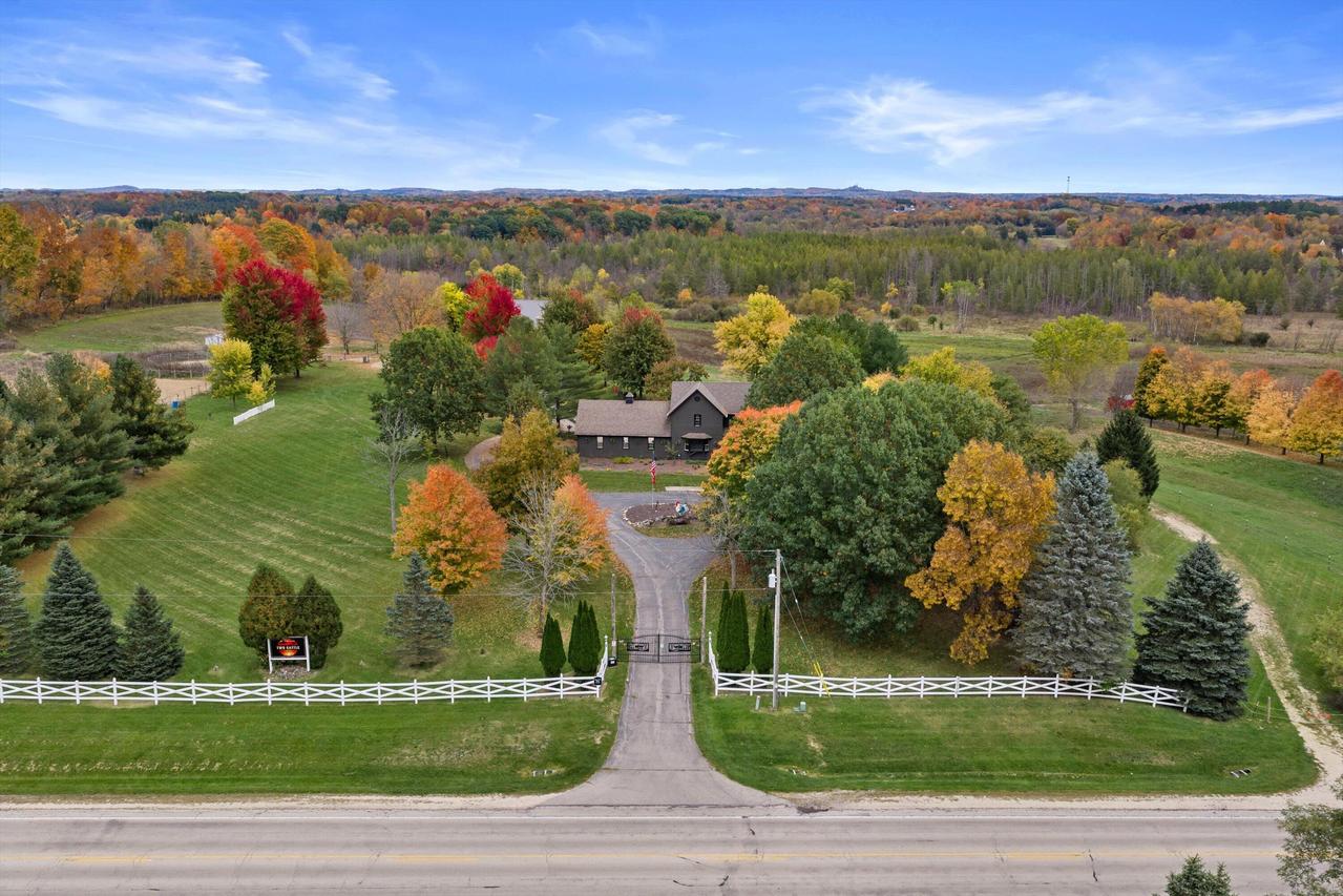N1872 County Road P -, Ashippun, WI 53078