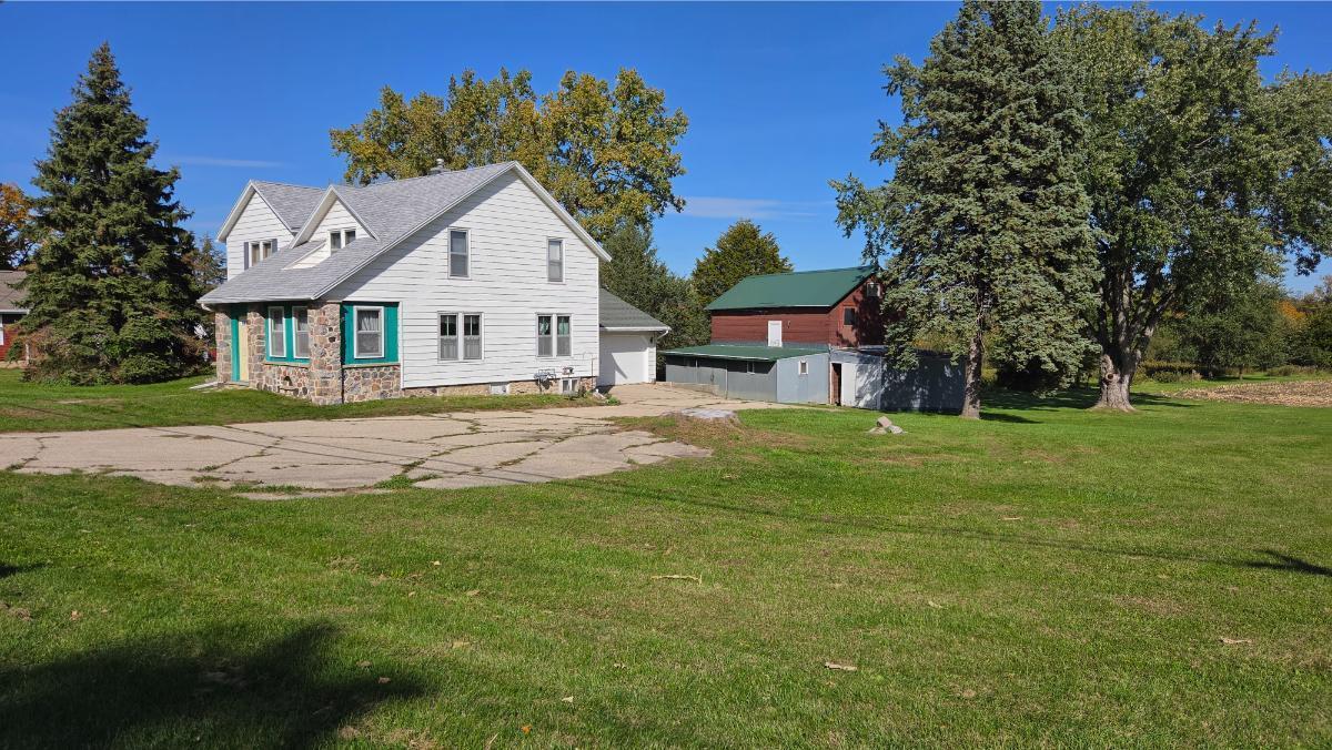 N1924 Us Highway 12 -, Koshkonong, WI 53538