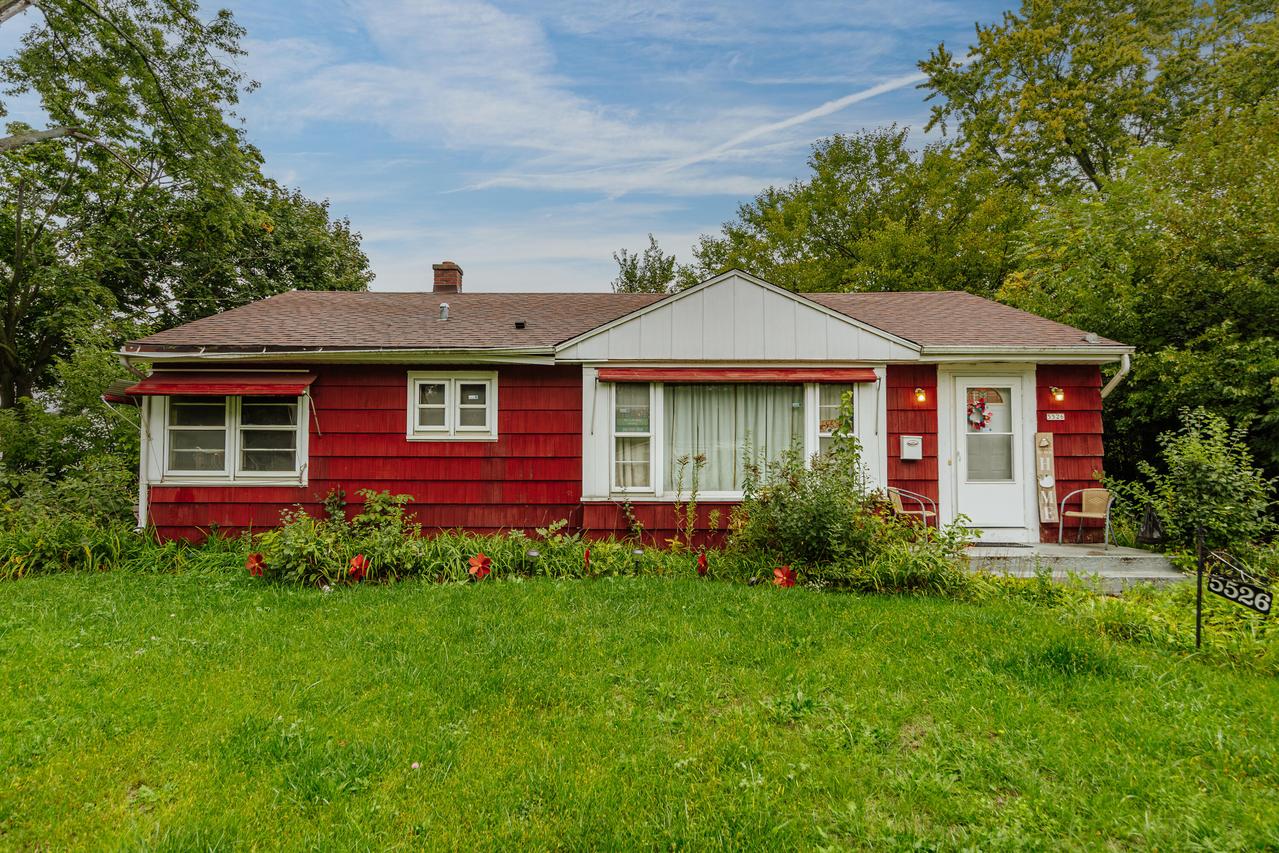 5526 W Thurston  Ave., Milwaukee, WI 53218