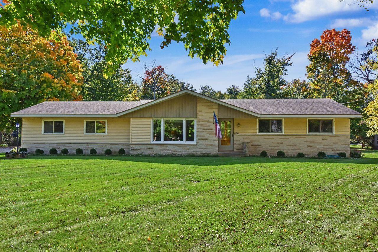 33733 Academy Rd, Rochester, WI 53105