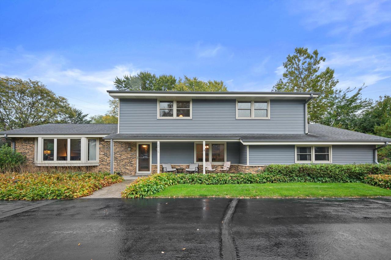 15735 Kata Dr, Brookfield, WI 53122