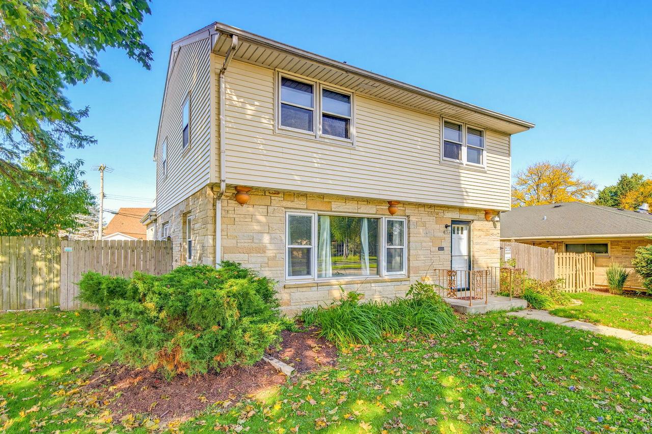 8314 W Beloit Rd, West Allis, WI 53219