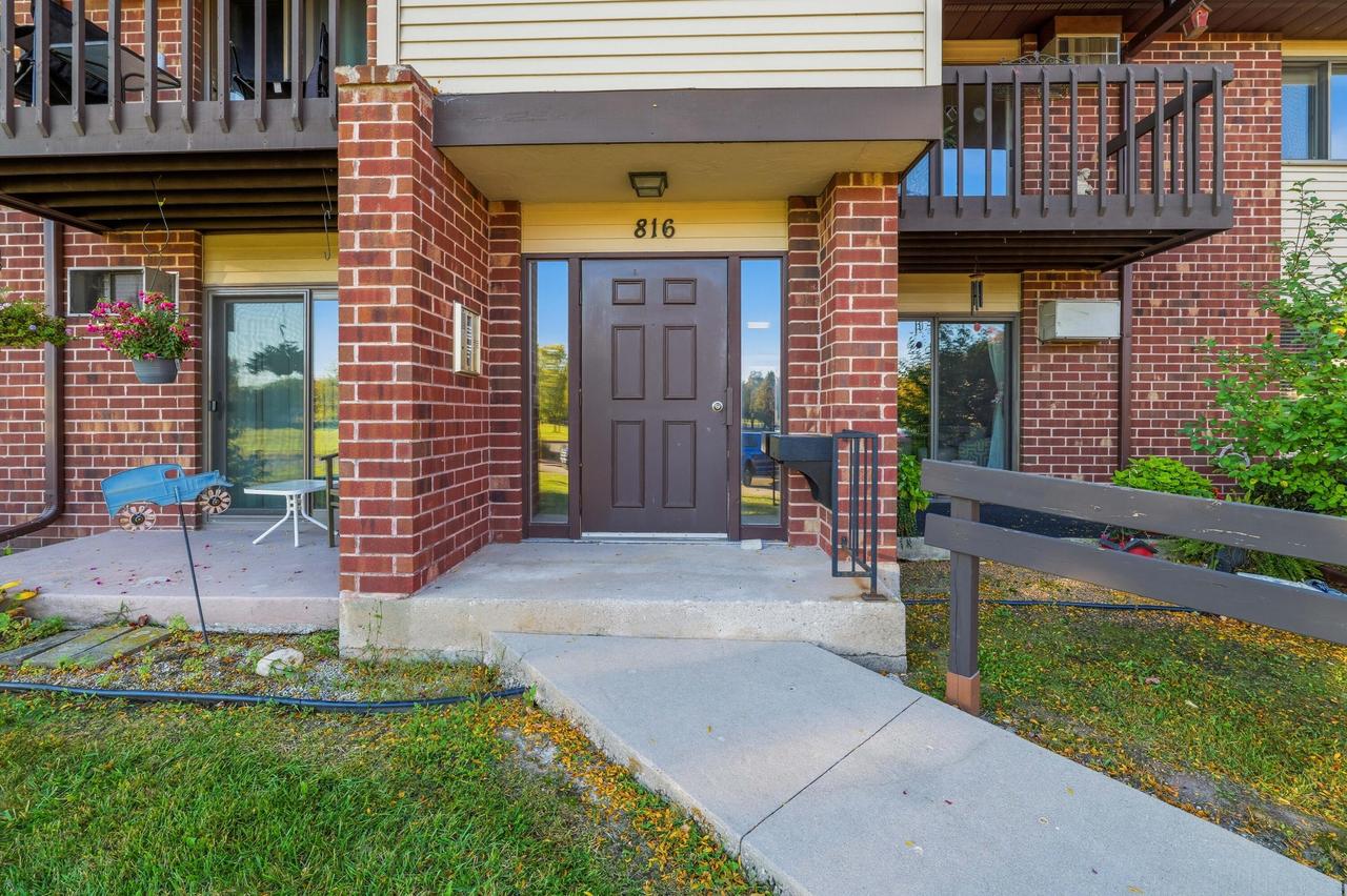 816 S Park Ave #2A, Fond Du Lac, WI 54935