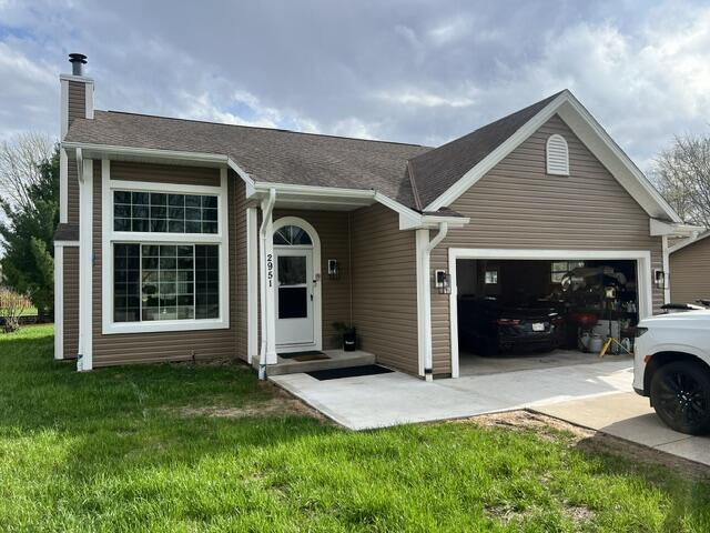 2951 W Bridge St, Greenfield, WI 53221