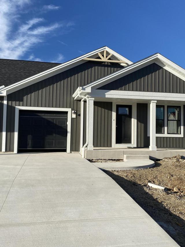 N162W21867 Poppy Rd, Jackson, WI 53037