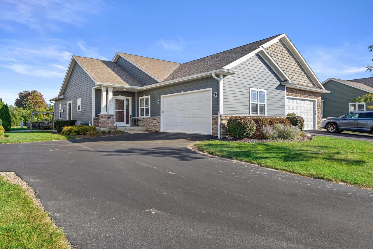 6666 105th St, Pleasant Prairie, WI 53158