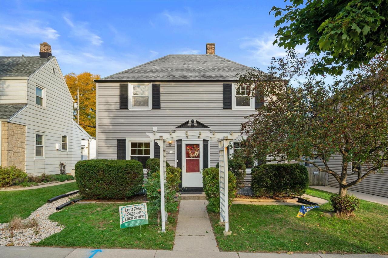 4518 S Howell Ave, Milwaukee, WI 53207