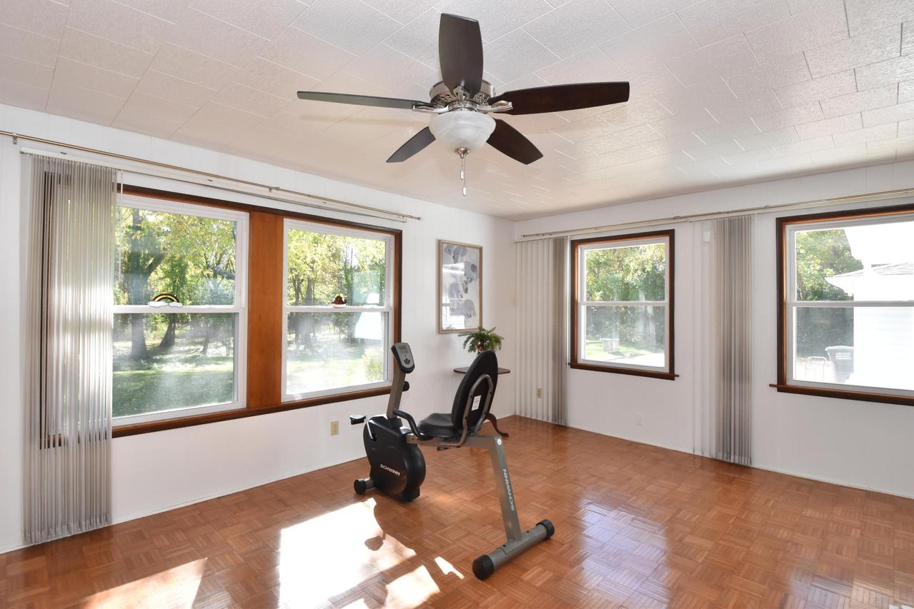 3019 W College Ave, Franklin, WI 53221