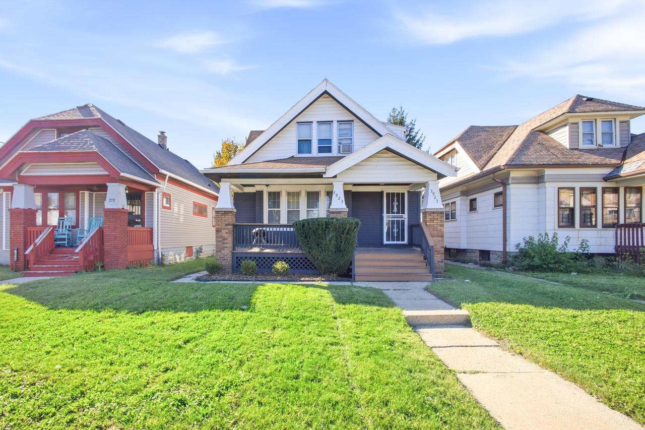 3923 N 27th St #3923A, Milwaukee, WI 53216