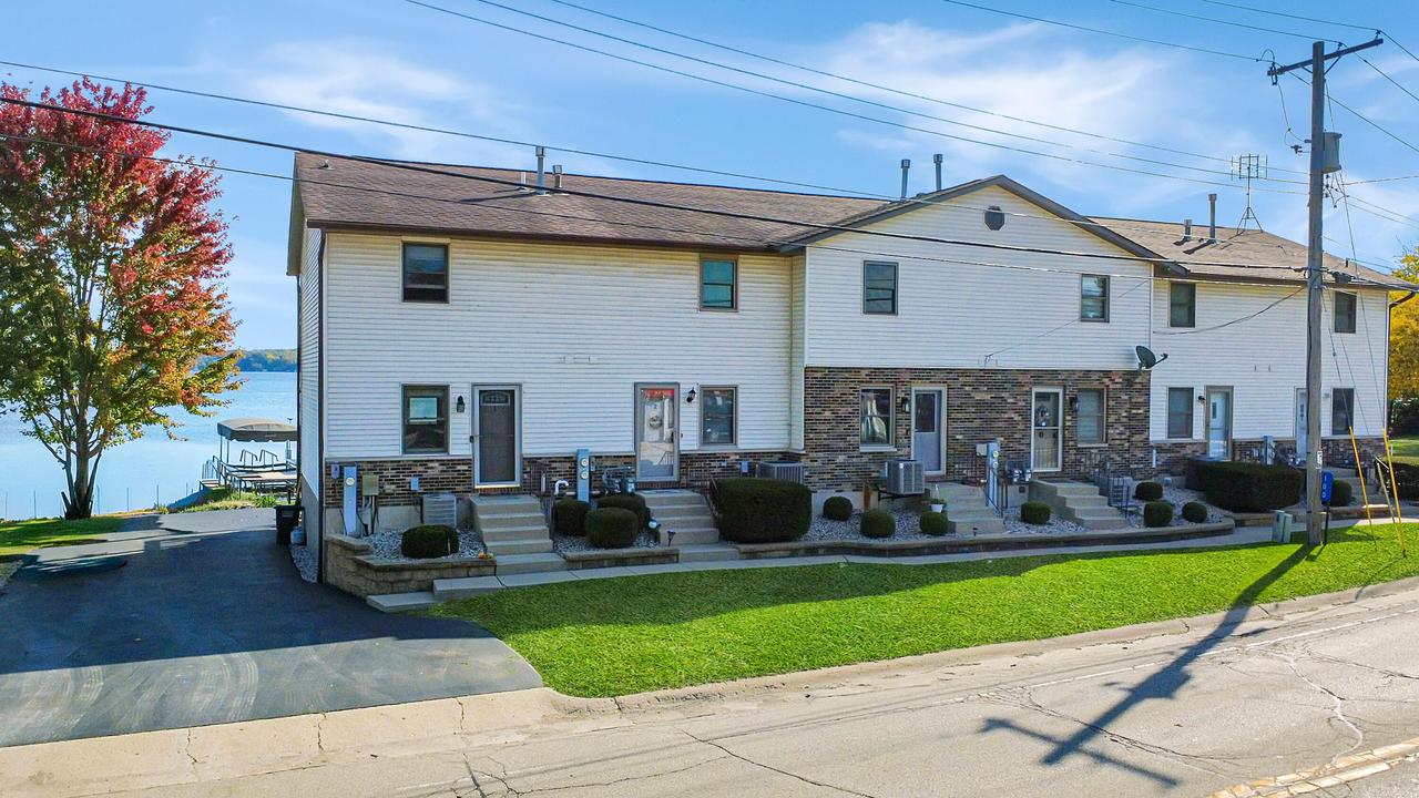 100 N Cogswell Dr #1, Salem Lakes, WI 53170