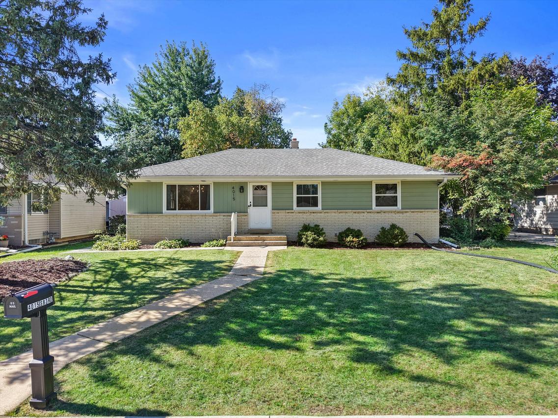 4015 S 83rd St, Greenfield, WI 53220
