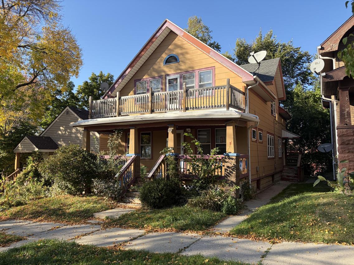 3836 W Mt Vernon Ave, Milwaukee, WI 53208