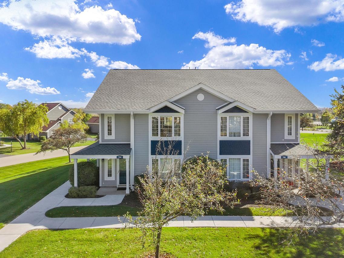 794 Geneva National Ave #6-06, Geneva, WI 53147