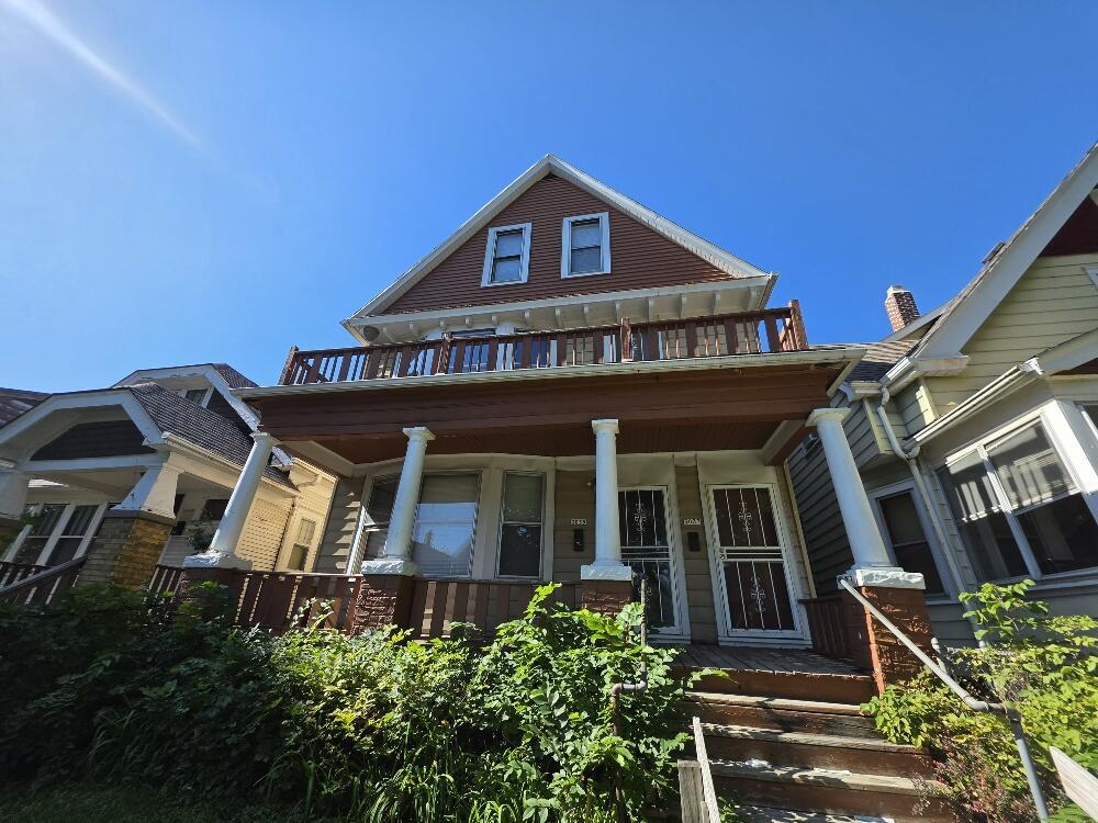 3035 N 23rd St #3037, Milwaukee, WI 53206