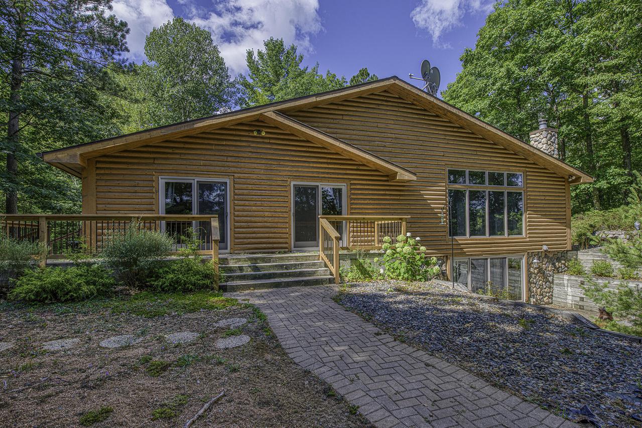 2512 Long View, Crescent, WI 54501