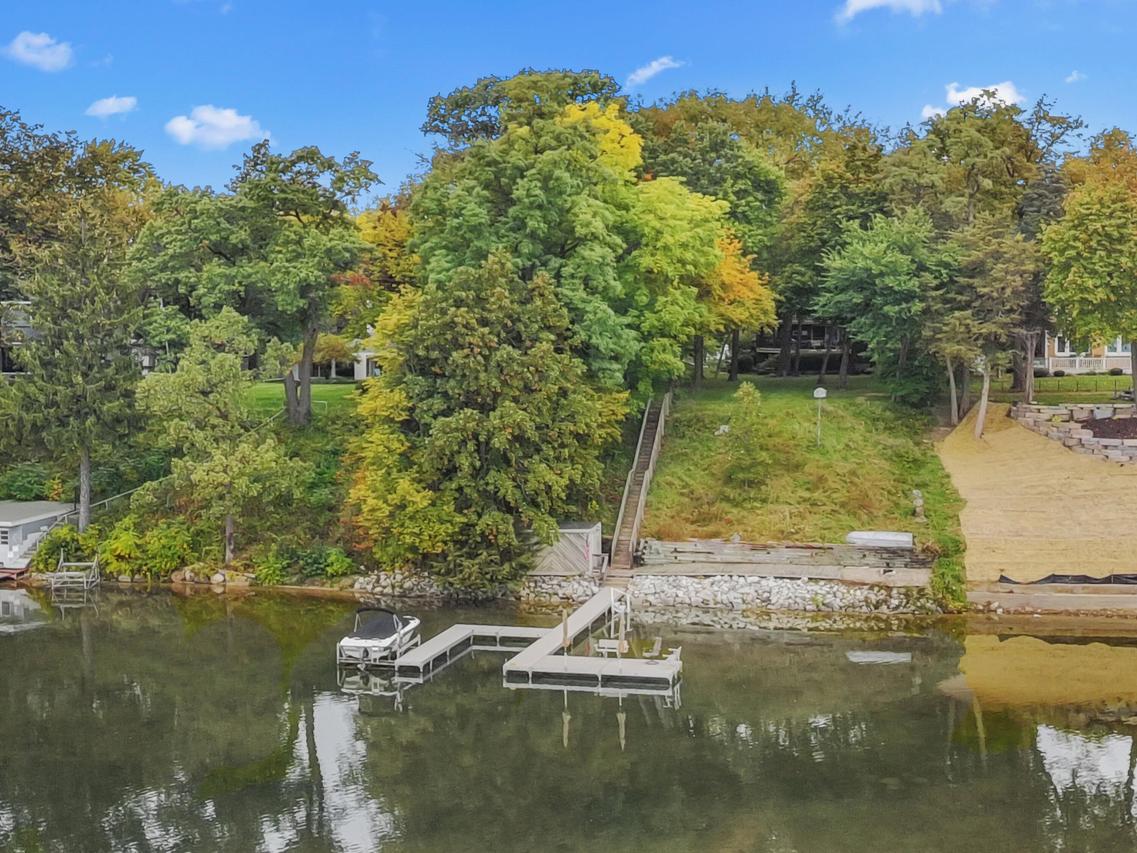 40103 85th St, Wheatland, WI 53128