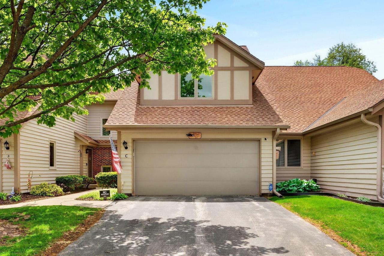 N34W23849 Grace Ave #C, Pewaukee, WI 53072