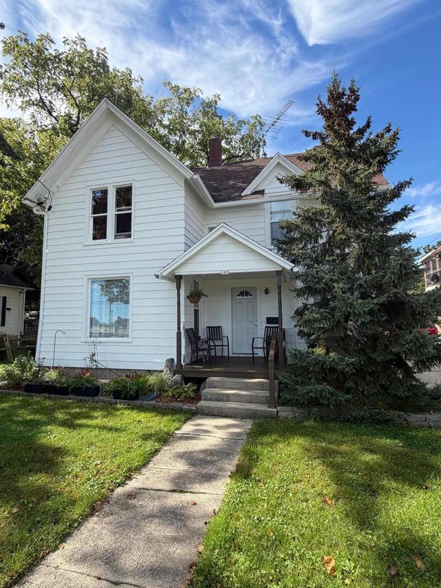 165 S Pine St, Burlington, WI 53105