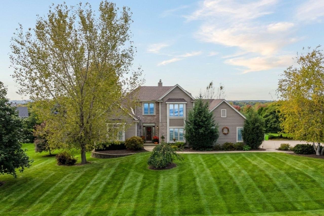 N52W26889 Laura Way, Lisbon, WI 53072