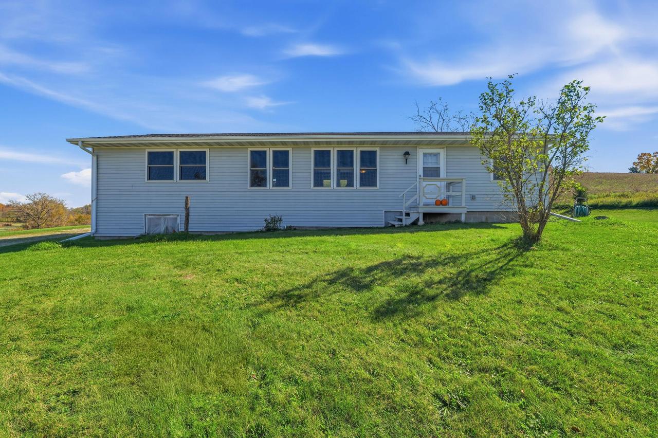 N4125 Clems Rd, Mitchell, WI 53011